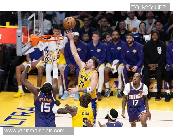 2018年1月8日NBA精彩对决：太阳队与雷霆队的激烈较量回顾